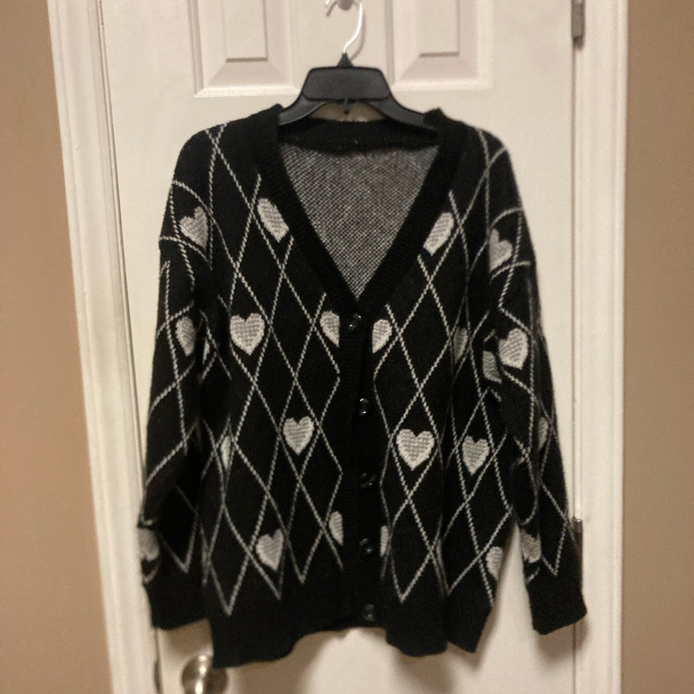 L Black and White Heart Cardigan
